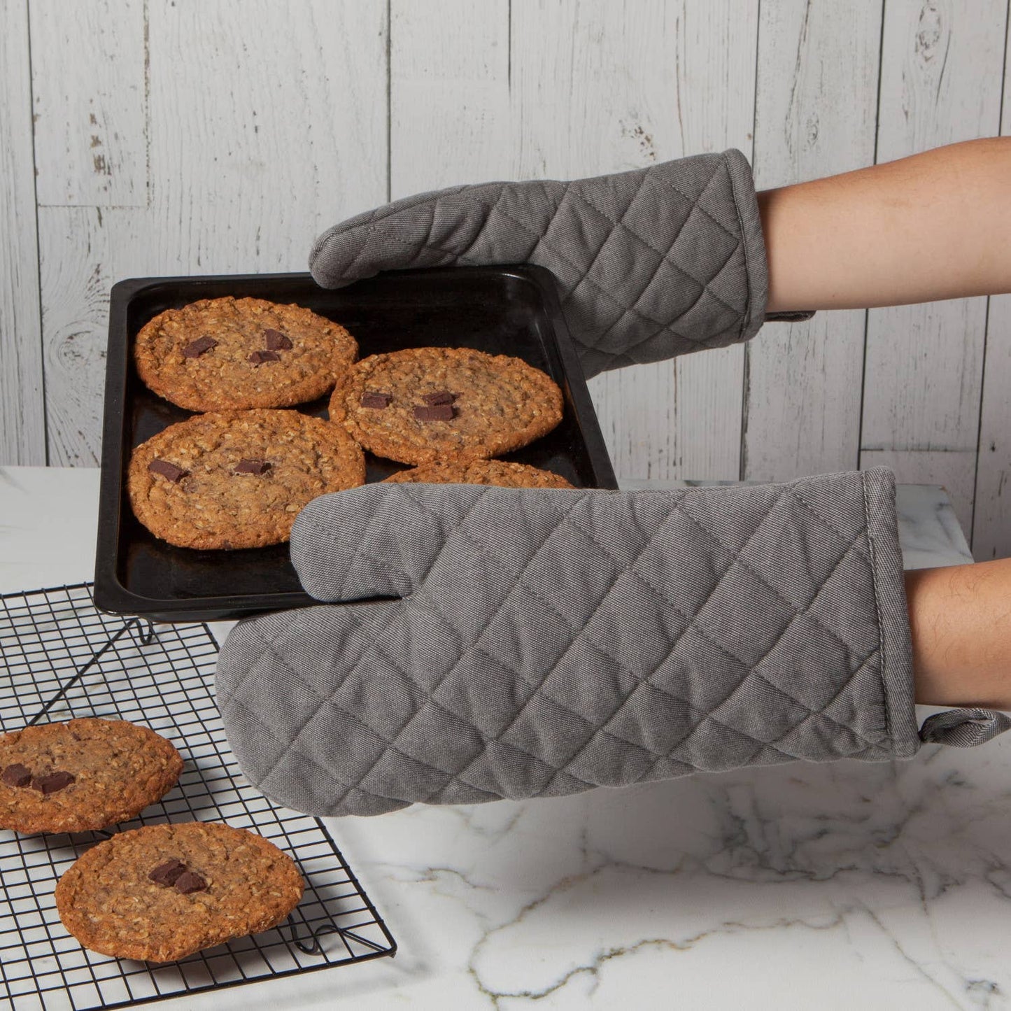 Stonewash Oven Mitt - Shadow