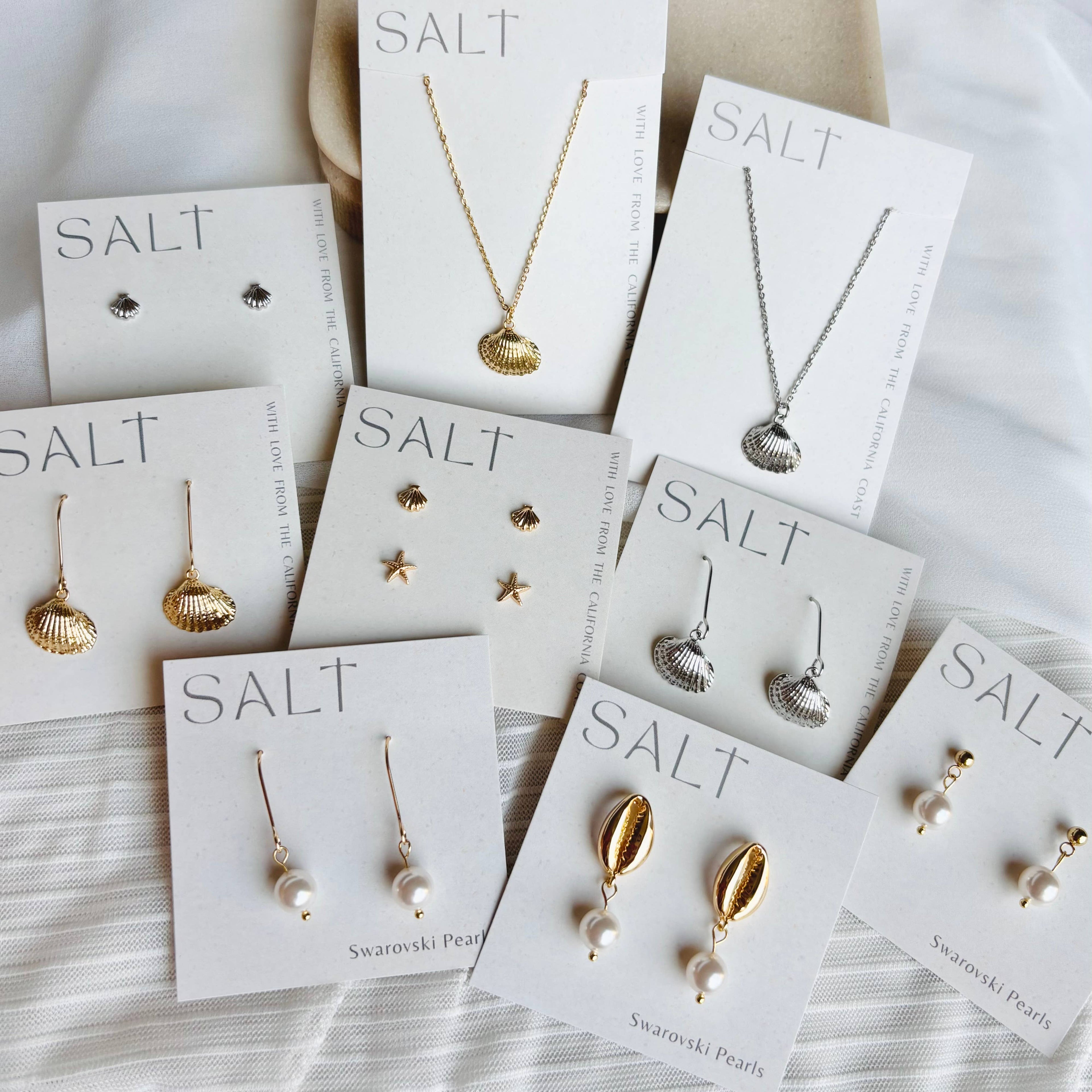 SEASHELL STUDS | silver | dainty shell stud earrings