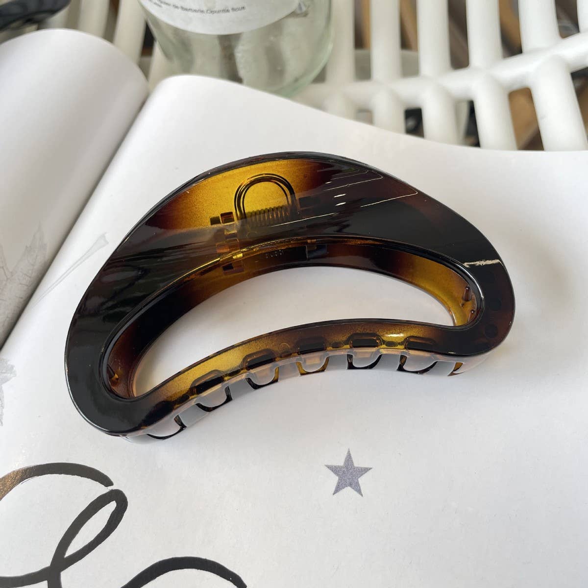 Elegant Claw Clip