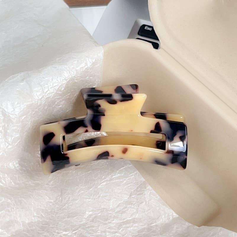 Tortoise Print Hair Clip