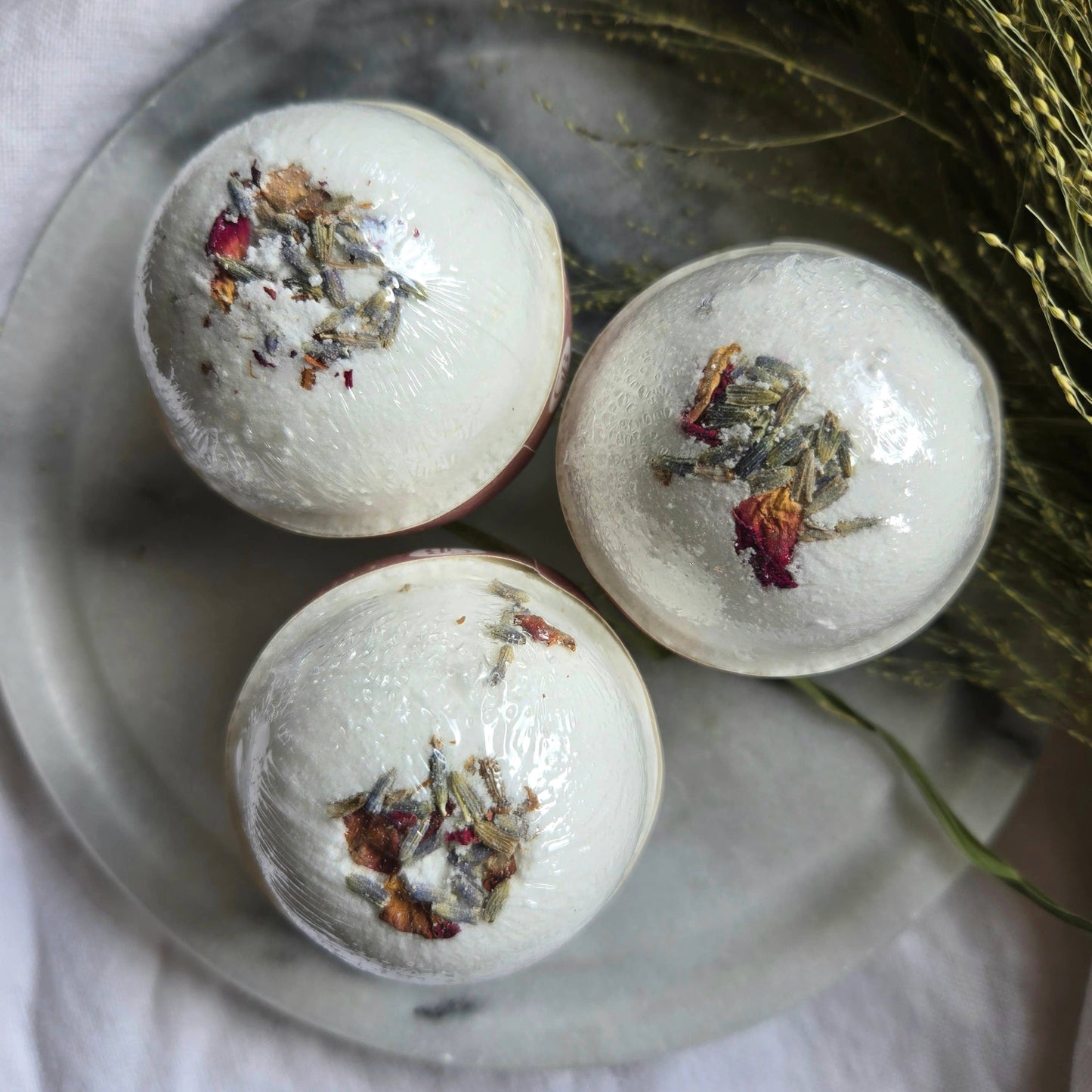 The Dreamer | Natural Bath Bomb