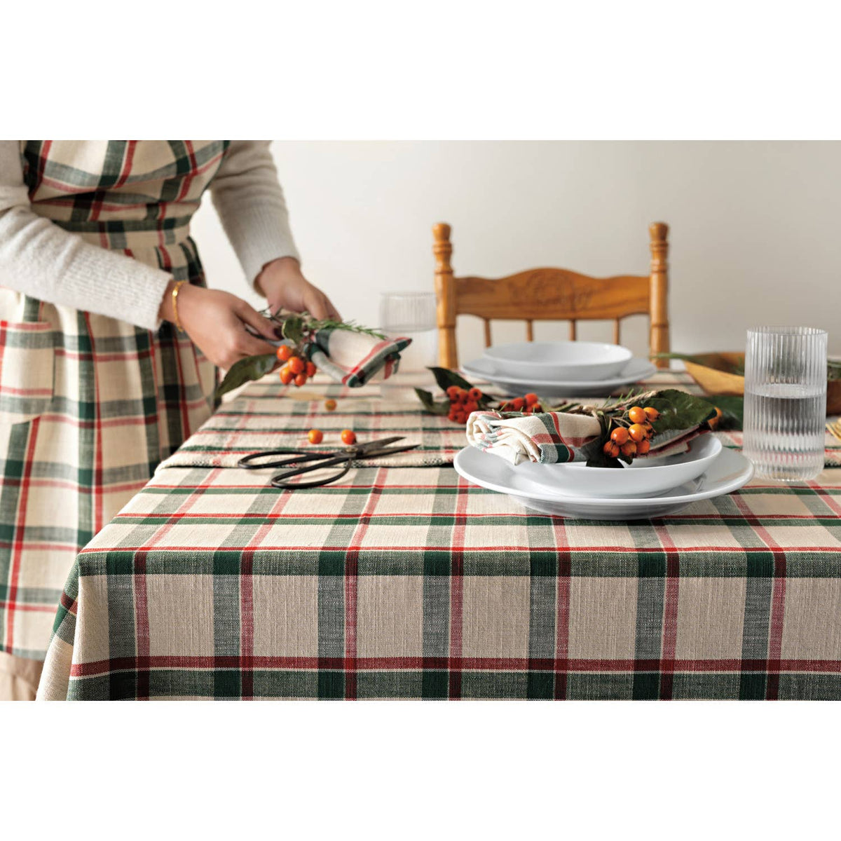 Noel Plaid Classic Christmas Apron