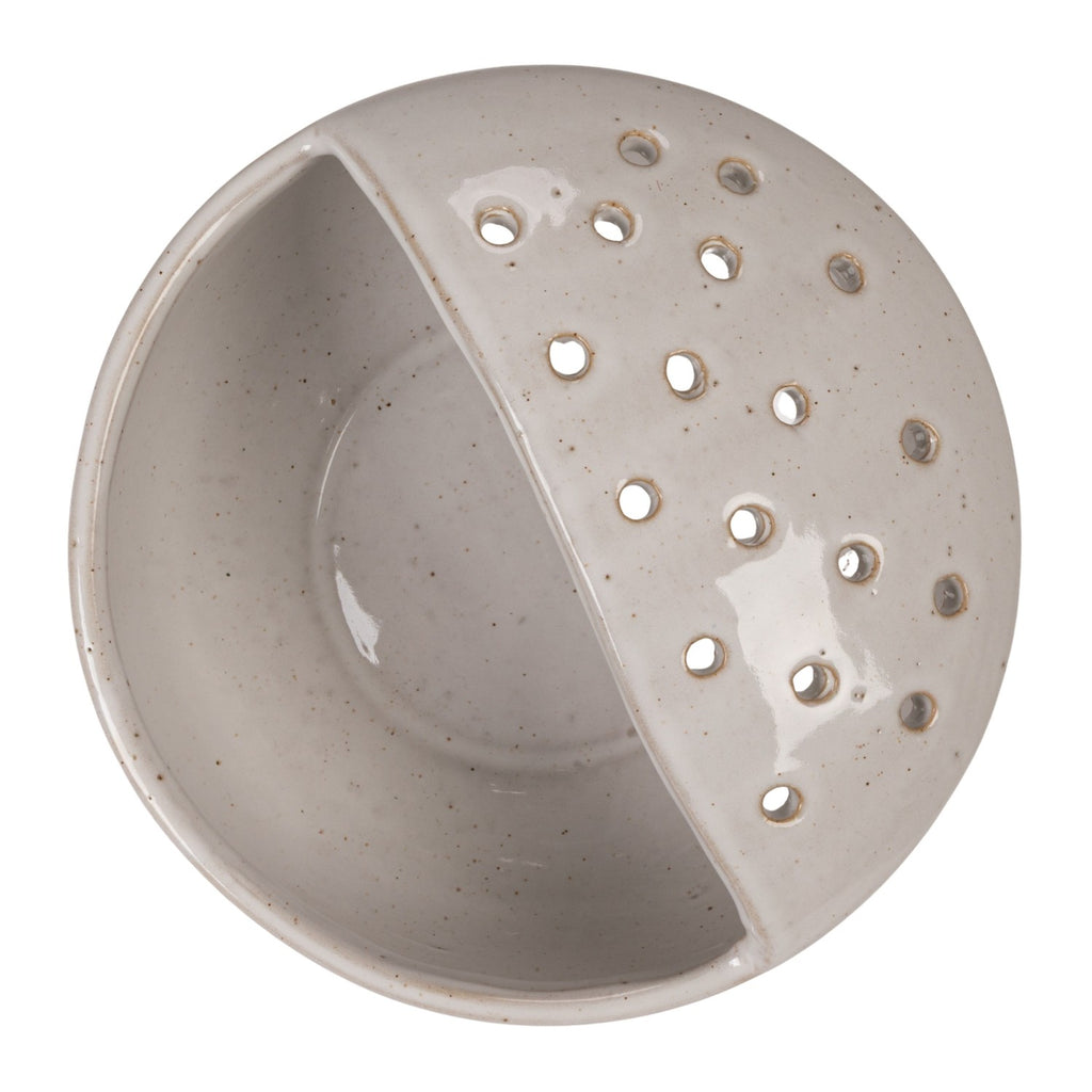 Stoneware Berry Bowl with Strainer