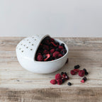 Stoneware Berry Bowl with Strainer