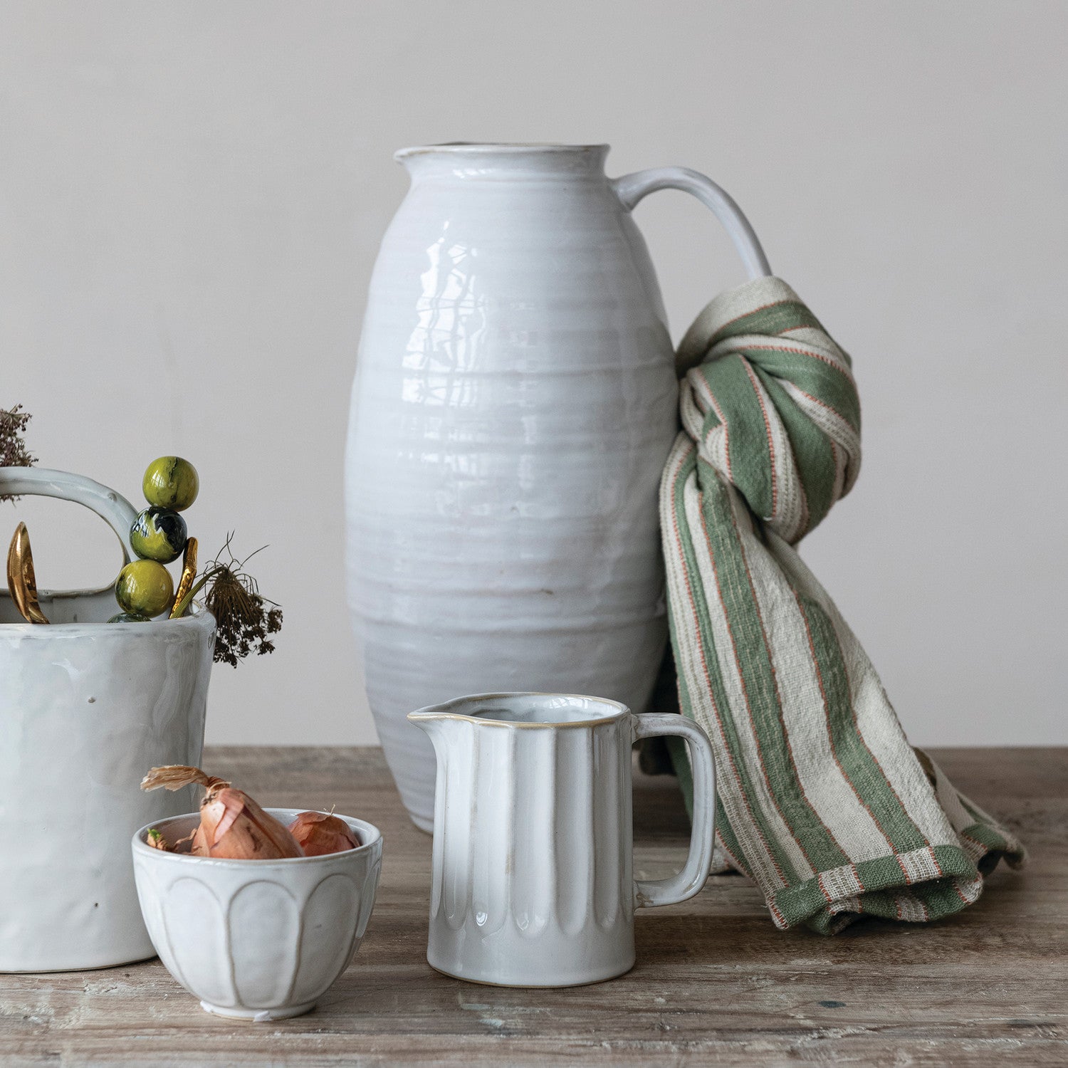 Stoneware Ribbed Creamer