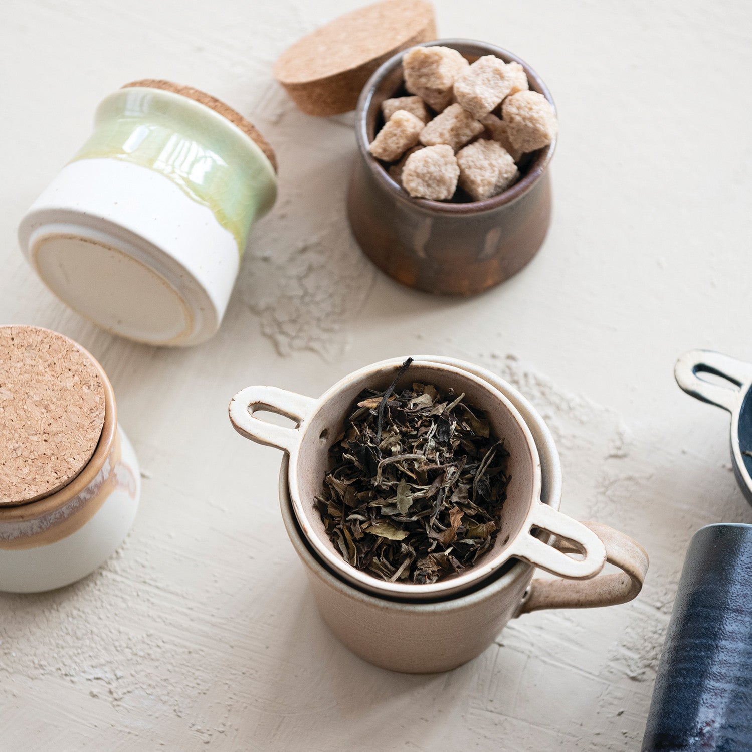 Stoneware Mug with Strainer