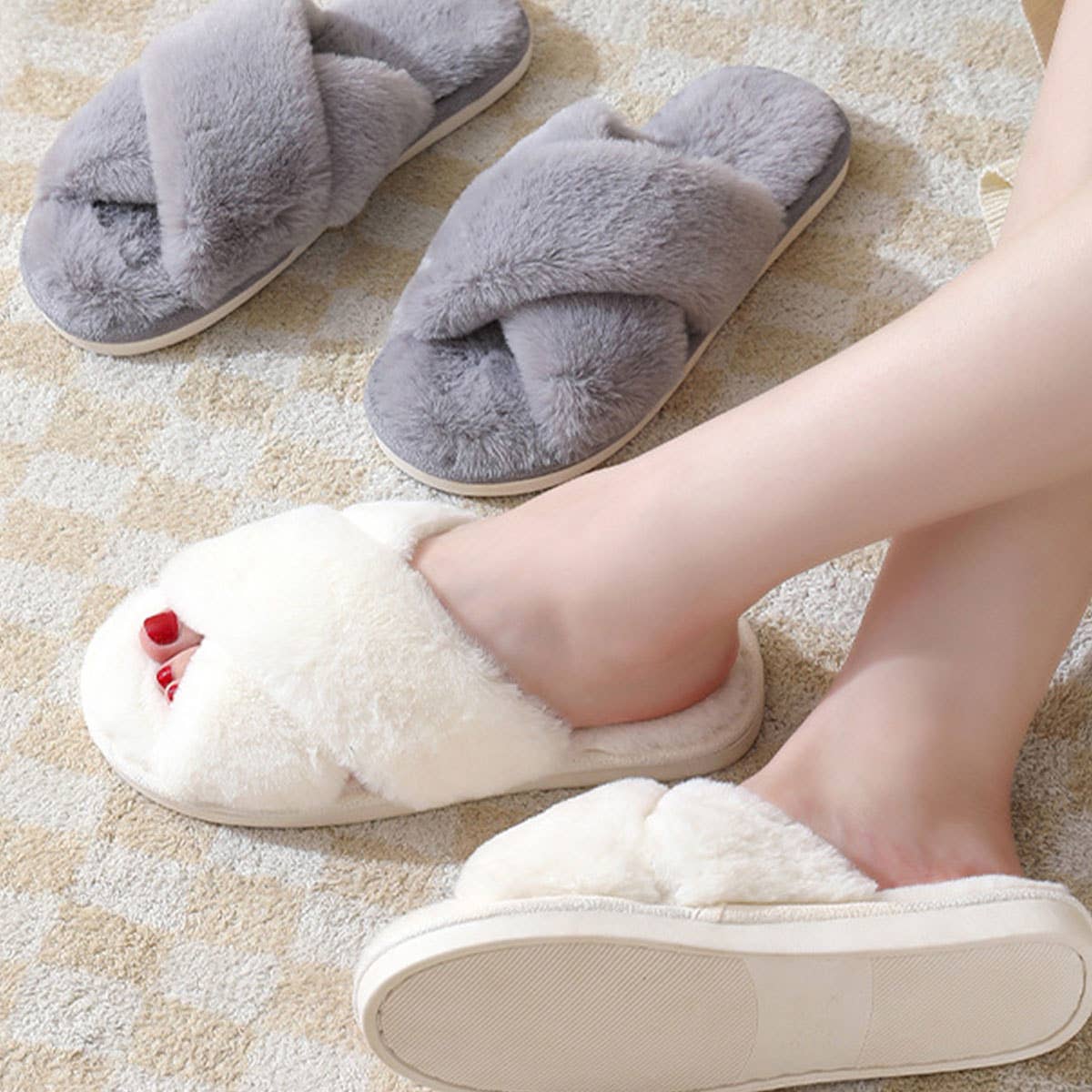 Faux Fur Criss Cross Slipper