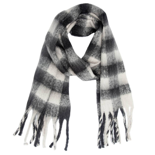 Chunky Plaid Fringe Scarf