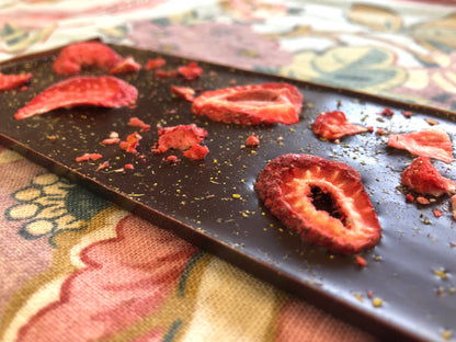 71% Organic Chocolate Bar w/ Fennel Pollen & Strawberries