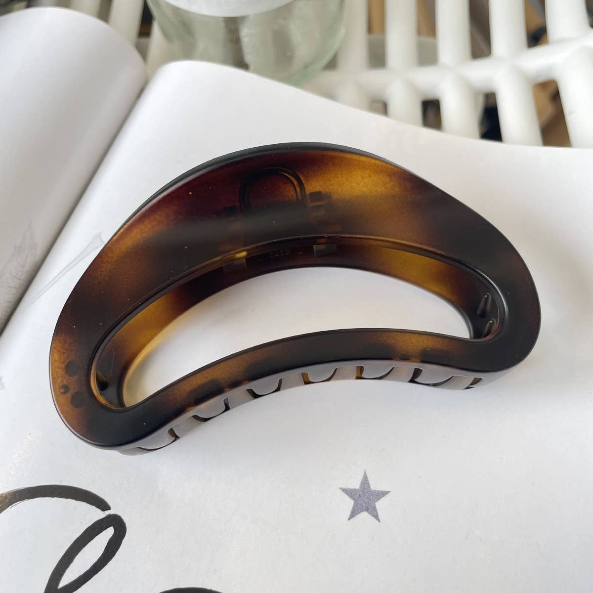Elegant Claw Clip